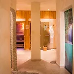 Cella Historic Boutique Готель 4*
