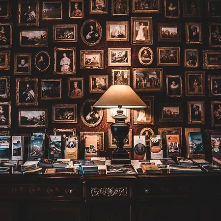 Cella Historic Boutique ホテル 4*