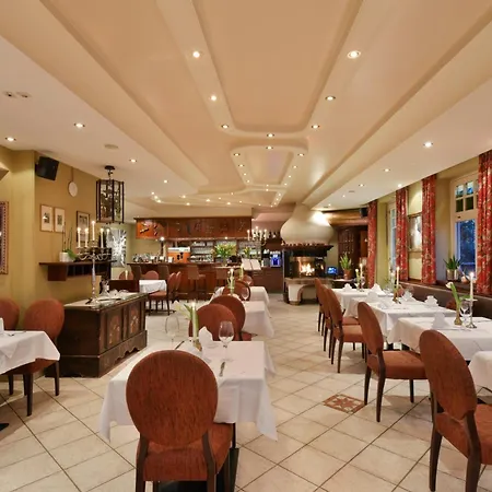 Cella Historic Boutique 4* ツェル アム ゼー