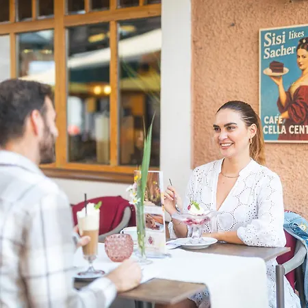 Hotel Cella Historic Boutique 4*