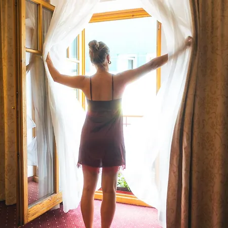 Cella Historic Boutique ホテル ツェル アム ゼー