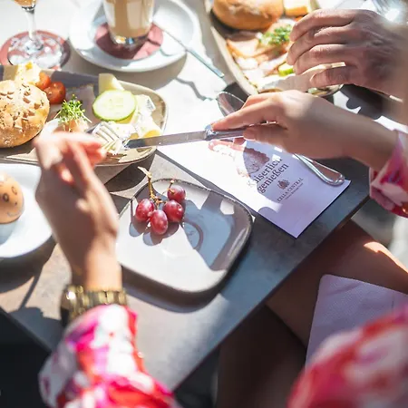 Cella Historic Boutique ツェル アム ゼー