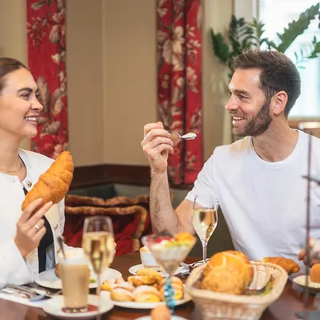 Cella Historic Boutique ホテル