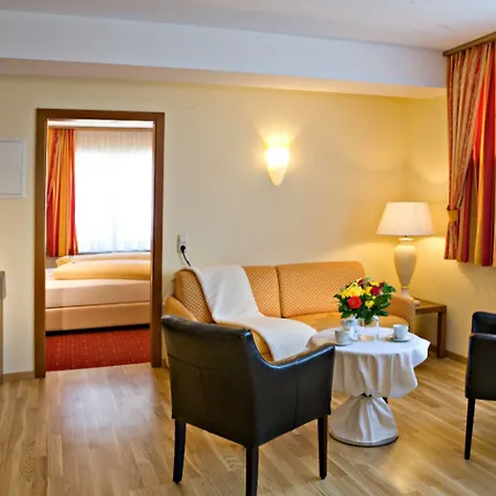 Cella Historic Boutique Готель 4*