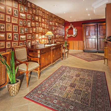 Cella Historic Boutique 4*