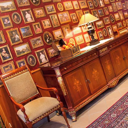 Cella Historic Boutique ホテル