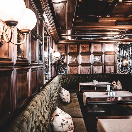 Готель Cella Historic Boutique