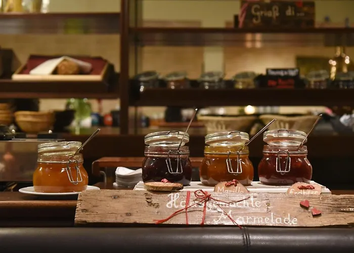 Cella Historic Boutique 4* 滨湖采尔