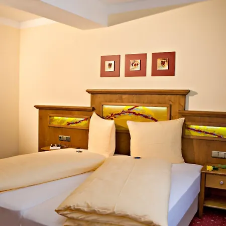 Cella Historic Boutique Ξενοδοχείο Τσελ αμ Ζέε