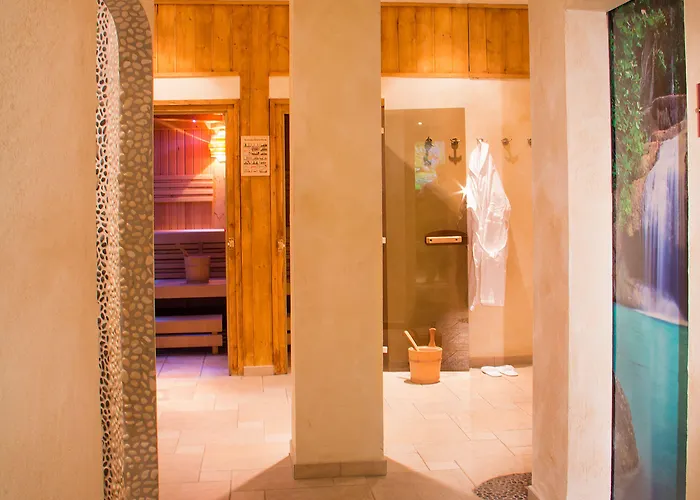 Cella Historic Boutique Hotel 4*